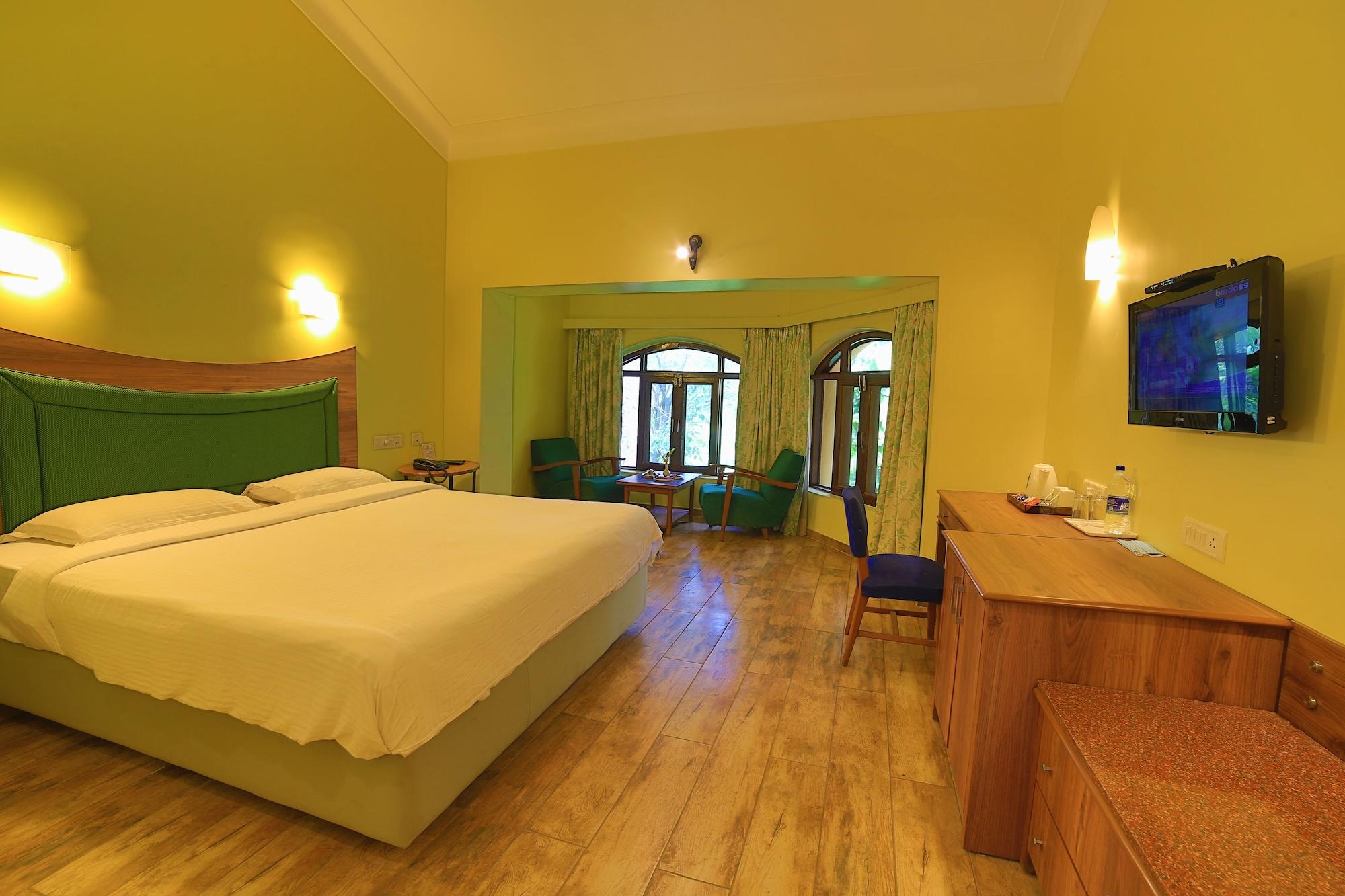 Cama Rajputana Club Resort Mount Abu Esterno foto